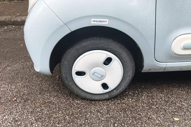 Used Bestune Pony 2025 222km Range Agile Horse Left Front Wheel Hub