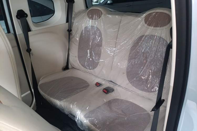 Used Bestune Pony 2025 222km Range Elegant Horse Left Rear Seat