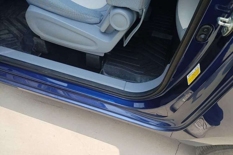 Used Bestune Pony 2025 222km Lightning Horse Left Side Sill