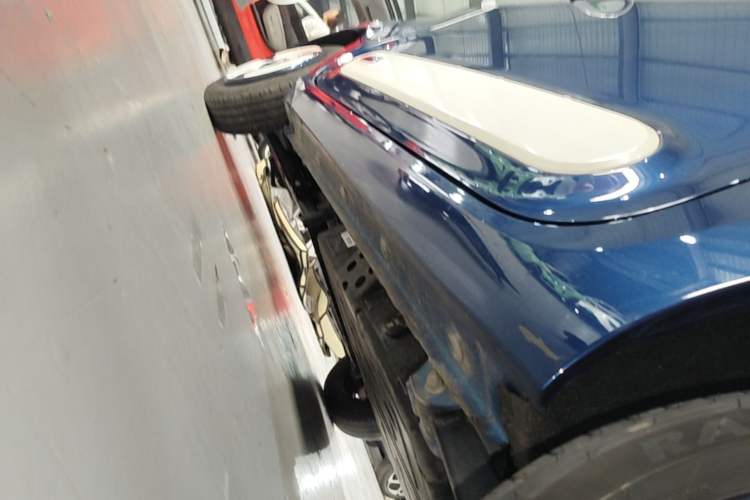 Used Bestune Pony 2025 222km Lightning Horse Left Side Sill