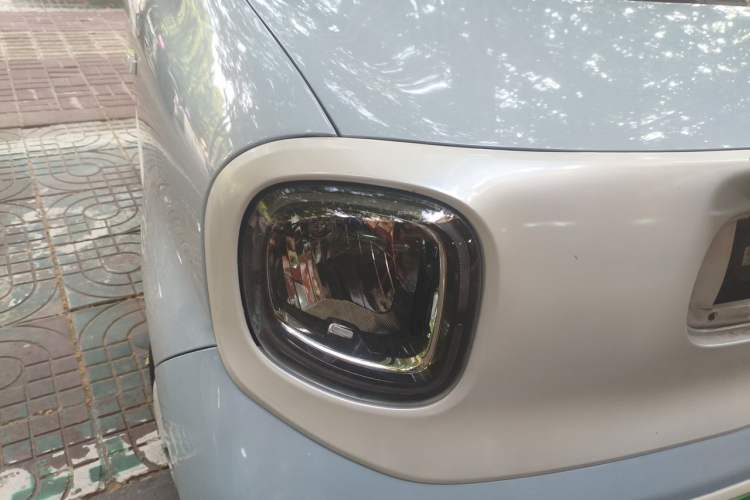 Used Bestune Pony 2025 222km Clever Horse Right Front Headlight