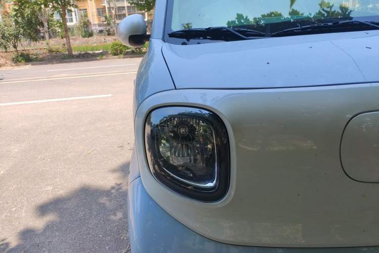 Used Bestune Pony 2025 222km Range Agile Horse Right Front Headlight