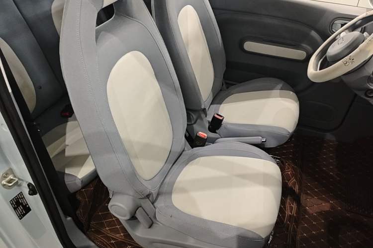 Used Bestune Pony 2025 222km Lightning Horse Right Front Seat