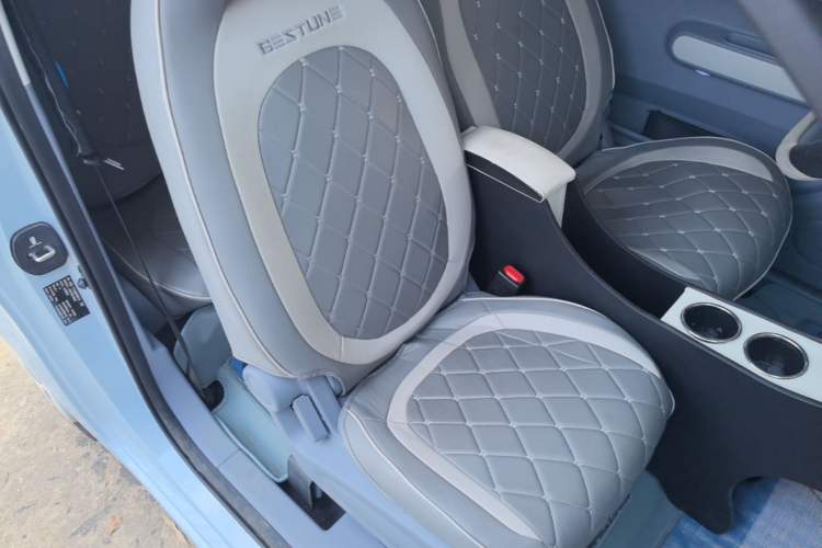 Used Bestune Pony 2025 222km Clever Horse Right Front Seat