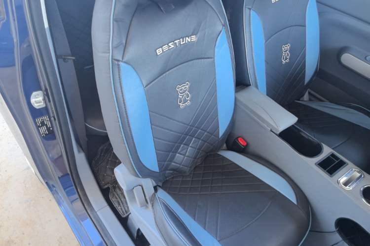 Used Bestune Pony 2025 222km Clever Horse Right Front Seat