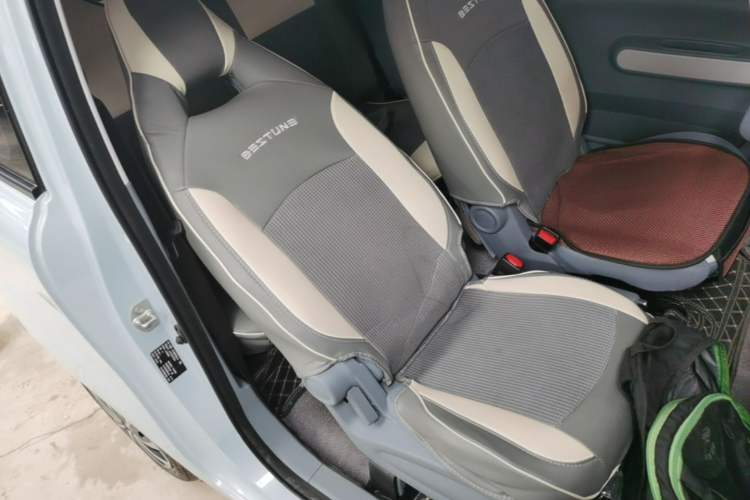 Used Bestune Pony 2025 222km Lightning Horse Right Front Seat