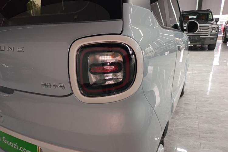 Used Bestune Pony 2025 222km Range Elegant Horse Right Rear Taillight