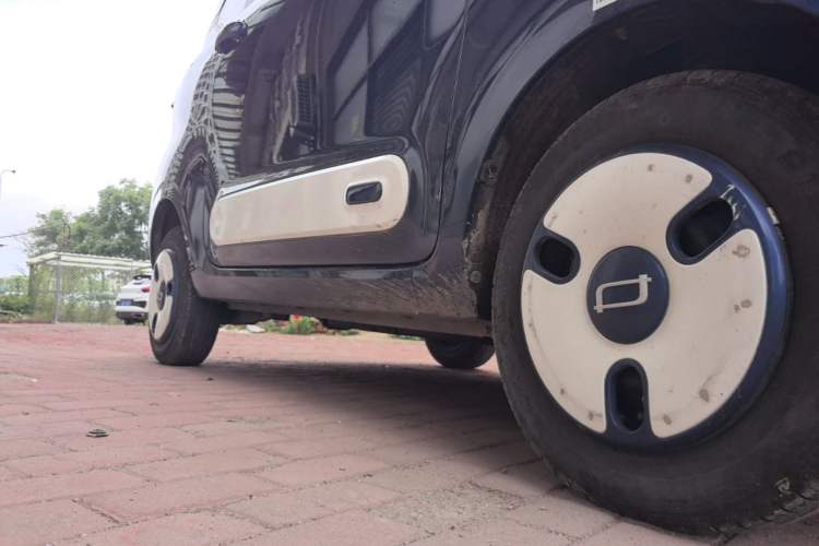 Used Bestune Pony 2025 222km Lightning Horse Right Side Sill