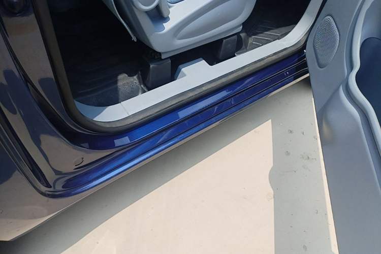 Used Bestune Pony 2025 222km Lightning Horse Right Side Sill