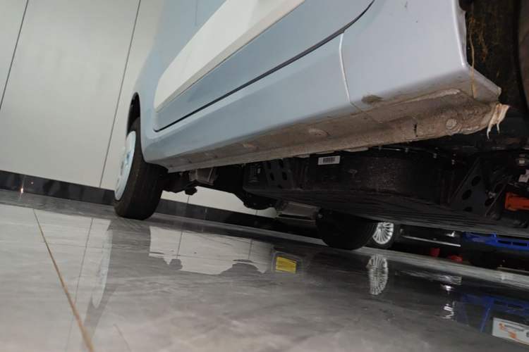 Used Bestune Pony 2025 222km Range Elegant Horse Right Side Sill