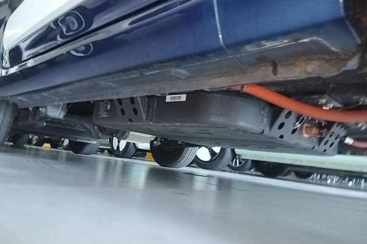 Used Bestune Pony 2025 222km Lightning Horse Right Side Sill