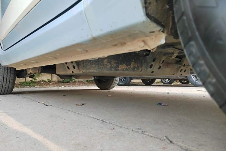 Used Bestune Pony 2025 222km Range Linglong Horse Right Side Sill