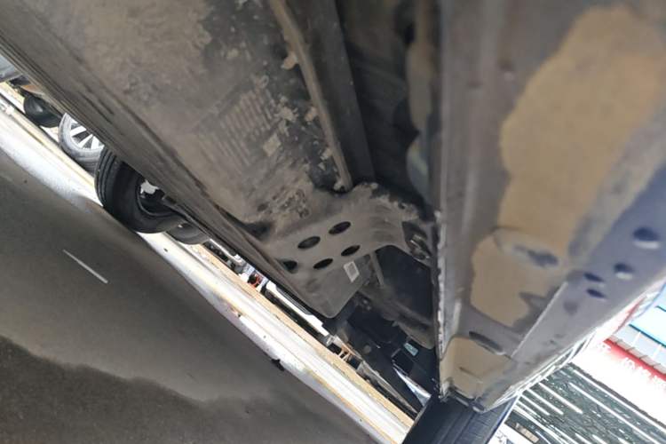Used Bestune Pony 2025 222km Range Agile Horse Right Side Sill