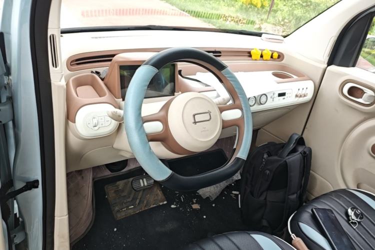 Used Bestune Pony 2025 222km Range Agile Horse Steering Wheel