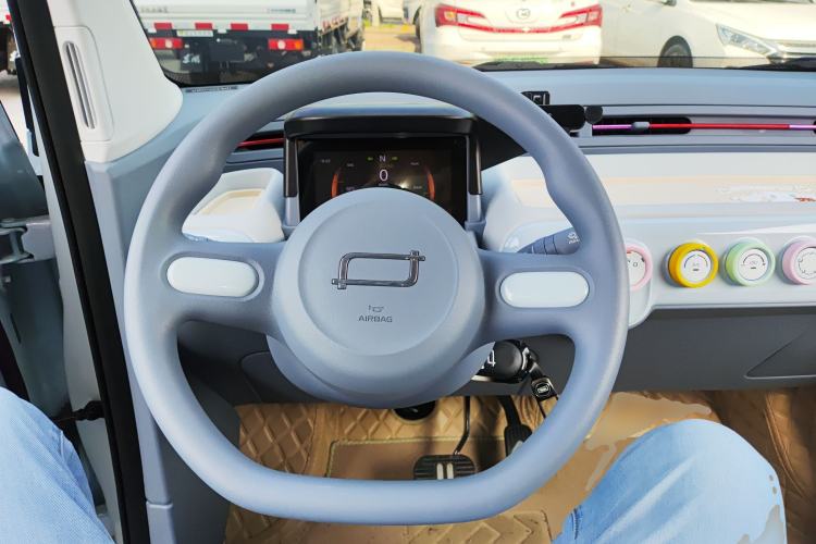Used Bestune Pony 2025 222km Range Agile Horse Steering Wheel