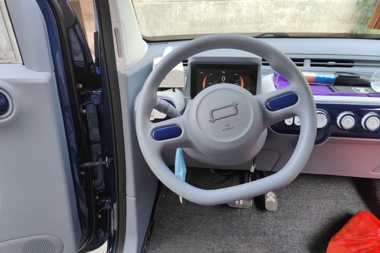 Used Bestune Pony 2025 222km Range Agile Horse Steering Wheel