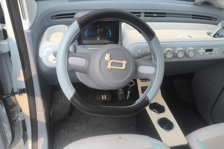 Used Bestune Pony 2025 222km Range Agile Horse Steering Wheel