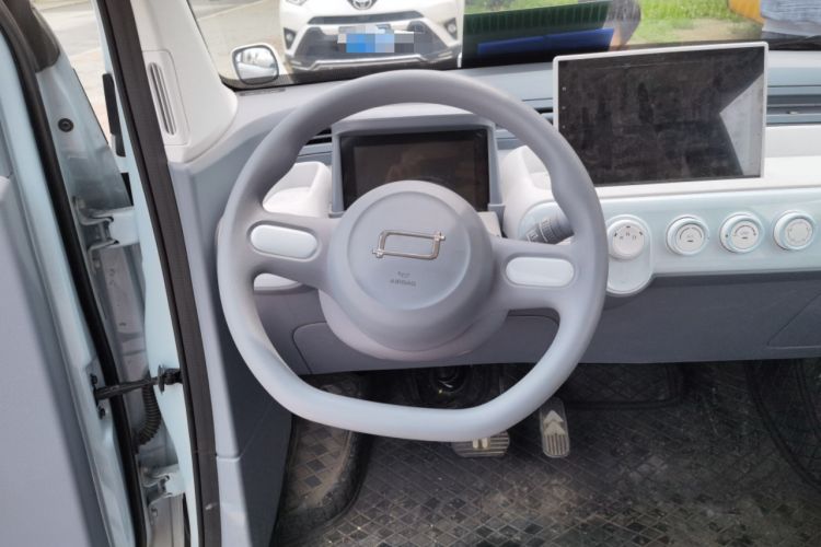Used Bestune Pony 2025 222km Range Agile Horse Steering Wheel