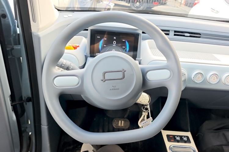 Used Bestune Pony 2025 222km Range Agile Horse Steering Wheel