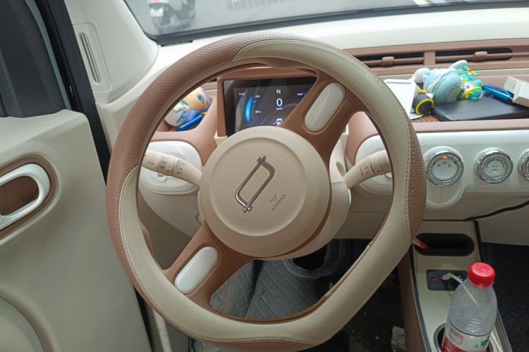 Used Bestune Pony 2025 222km Range Agile Horse Steering Wheel