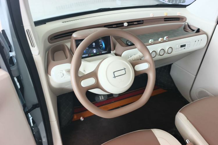 Used Bestune Pony 2025 222km Range Lingxi Horse Steering Wheel