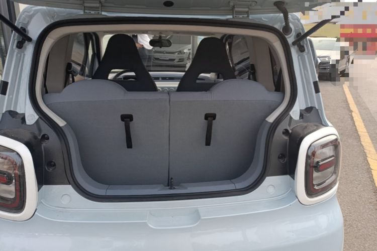 Used Bestune Pony 2025 222km Range Agile Horse Trunk