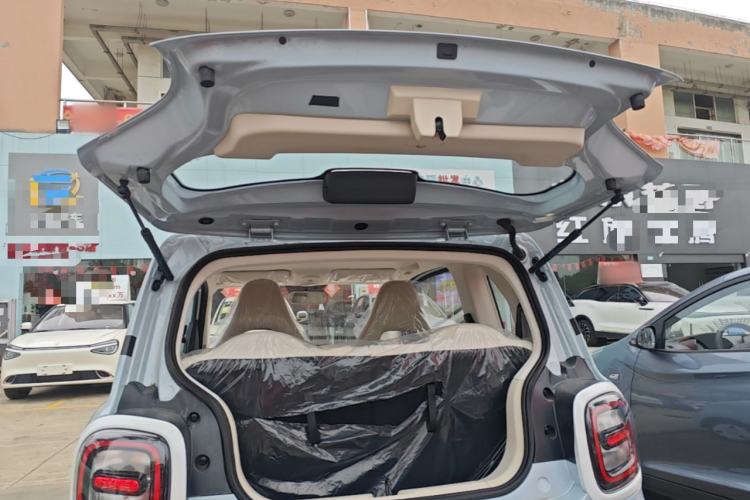 Used Bestune Pony 2025 222km Range Agile Horse Trunk