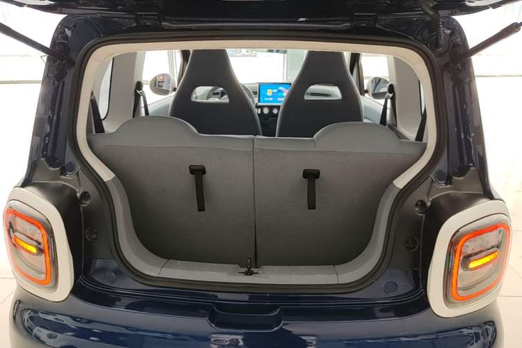 Used Bestune Pony 2025 222km Range Linglong Horse Trunk