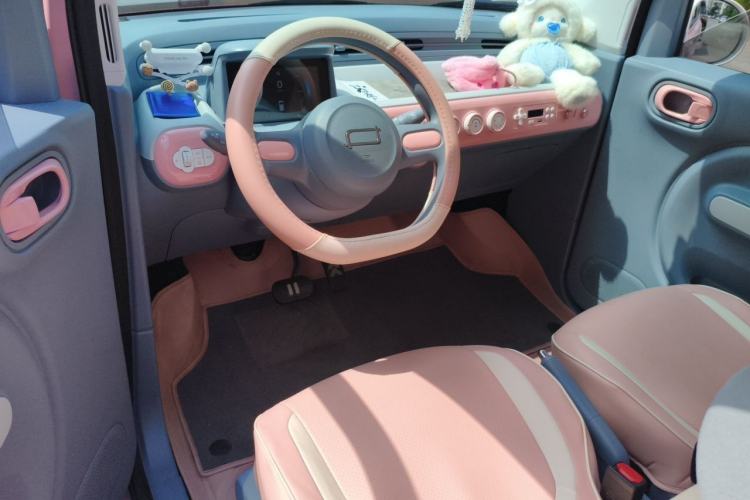 Used Bestune Pony 2025 222km Range Agile Horse Center Console