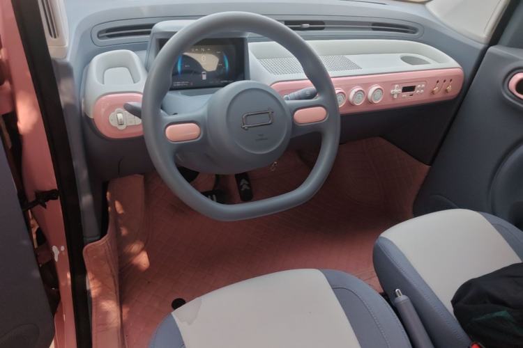 Used Bestune Pony 2025 222km Range Agile Horse Center Console