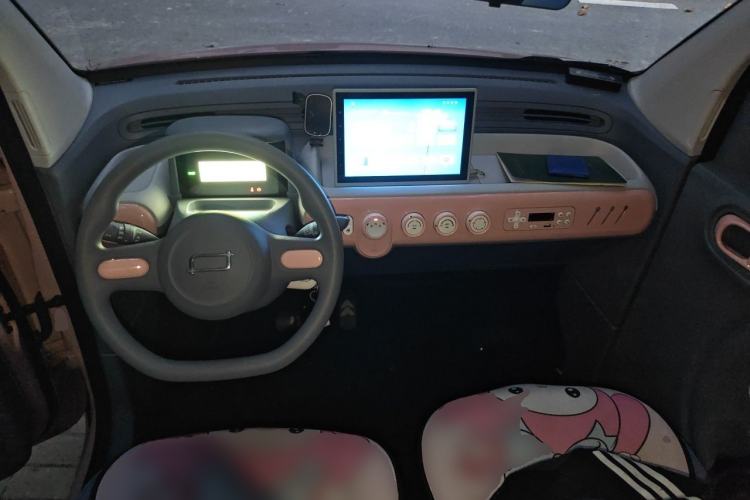 Used Bestune Pony 2025 222km Clever Horse Center Console