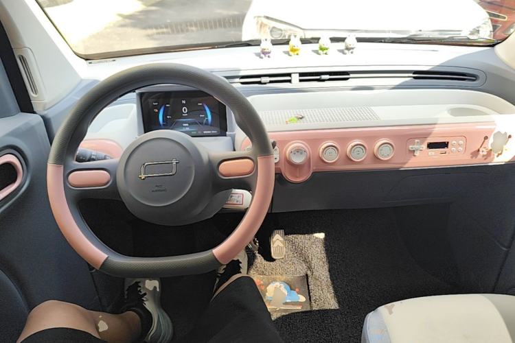 Used Bestune Pony 2025 222km Range Agile Horse Center Console