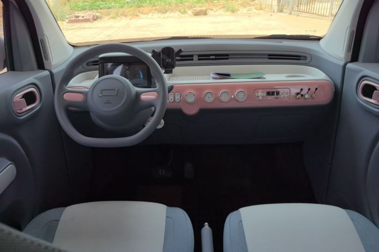 Used Bestune Pony 2025 222km Range Agile Horse Center Console
