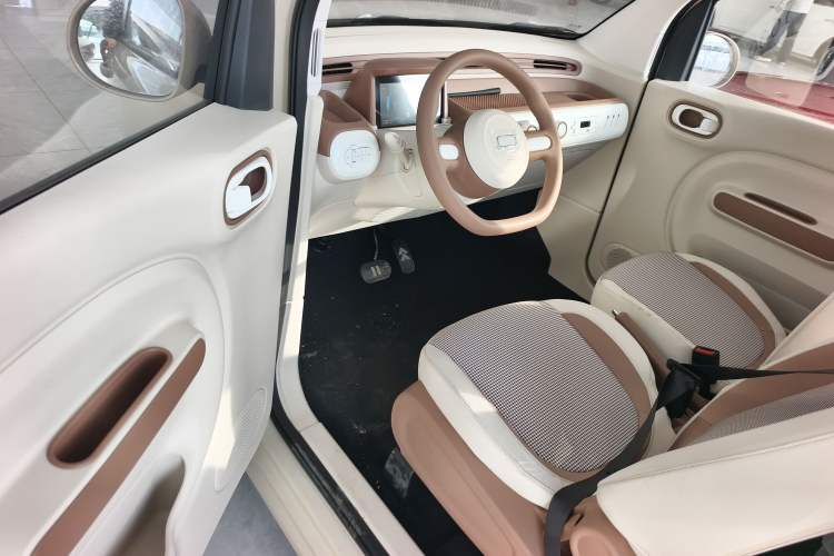 Used Bestune Pony 2025 222km Range Agile Horse Driver Seat