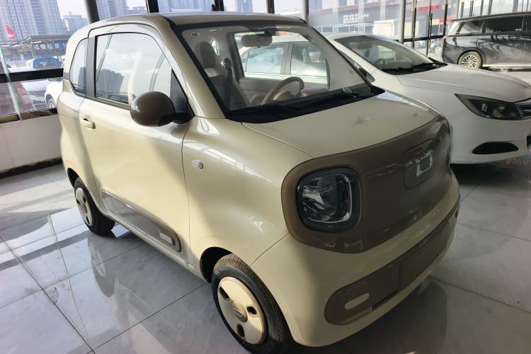 Used Bestune Pony 2025 222km Range Agile Horse Front Right 45 Deg