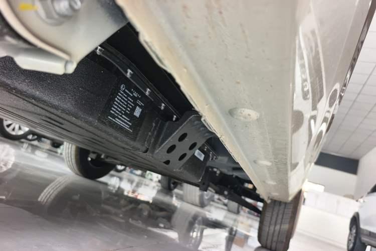 Used Bestune Pony 2025 222km Range Agile Horse Right Side Sill