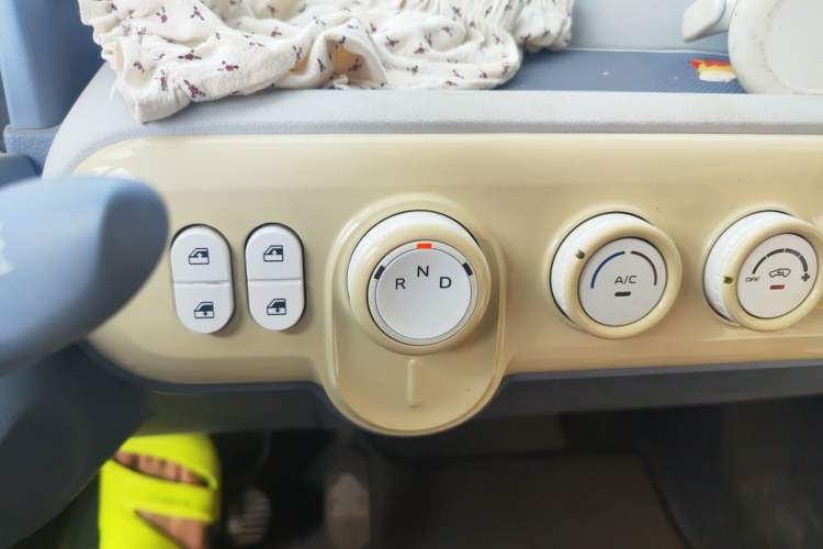 Used Bestune Pony 2025 222km Range Agile Horse Gear Lever