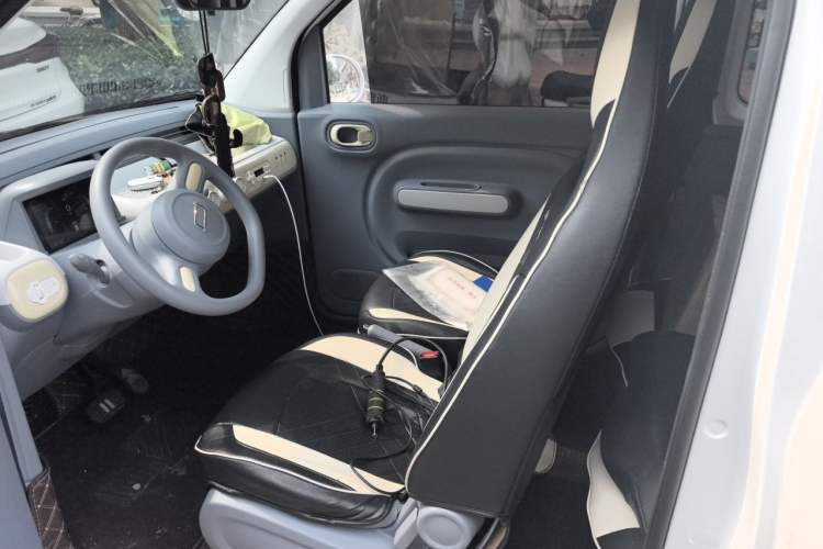 Used Bestune Pony 2025 222km Clever Horse Left Front Seat