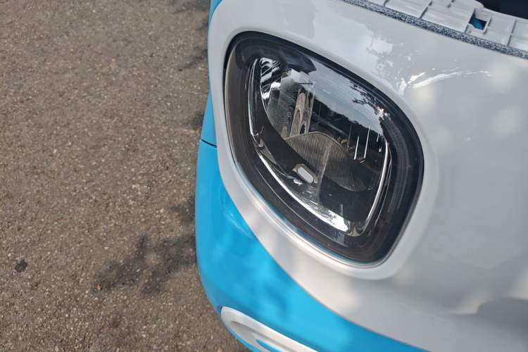 Used Bestune Pony 2025 222km Range Linglong Horse Right Front Headlight