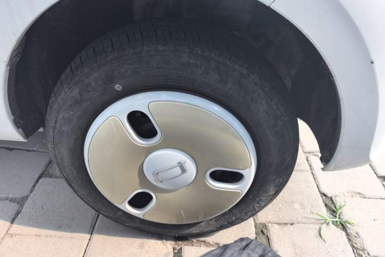 Used Bestune Pony 2025 222km Clever Horse Right Front Wheel Hub