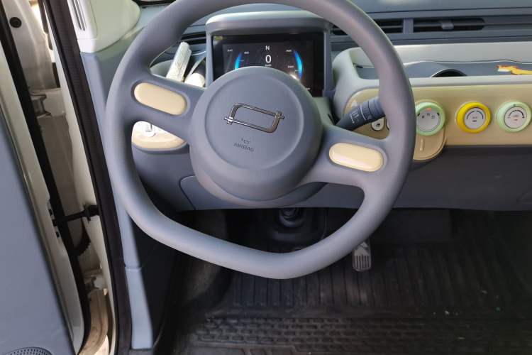Used Bestune Pony 2025 222km Lightning Horse Steering Wheel