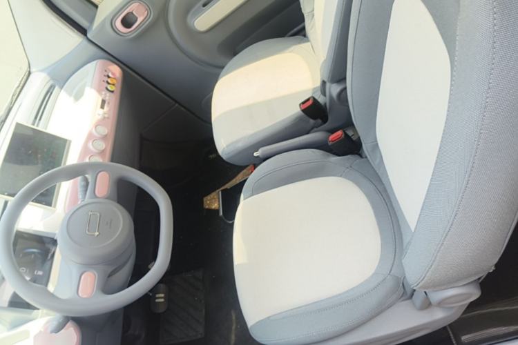Used Bestune Pony 2025 222km Lightning Horse Left Front Seat