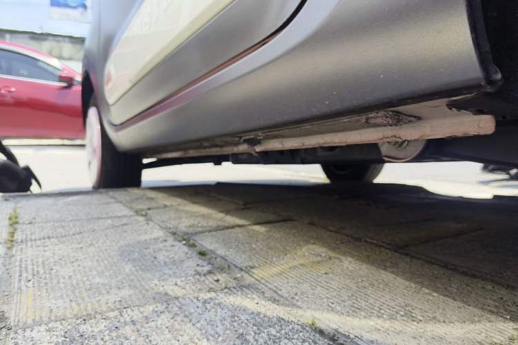 Used Bestune Pony 2025 222km Lightning Horse Left Side Sill