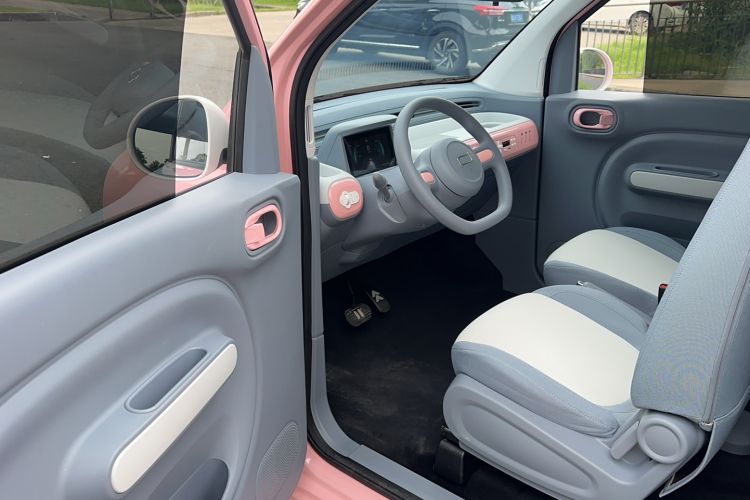 Used Bestune Pony 2025 222km Range Elegant Horse Driver Seat