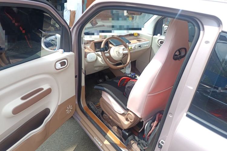 Used Bestune Pony 2025 222km Range Agile Horse Driver Seat