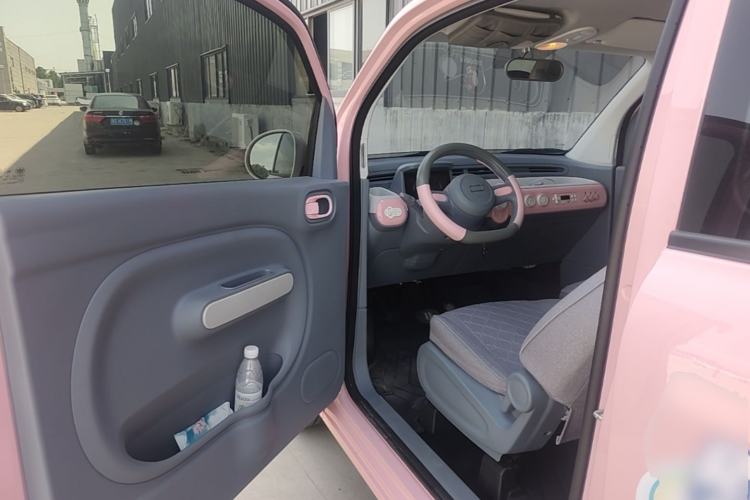Used Bestune Pony 2025 222km Range Agile Horse Driver Seat