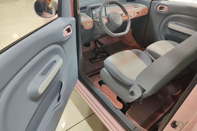 Used Bestune Pony 2025 222km Range Agile Horse Driver Seat