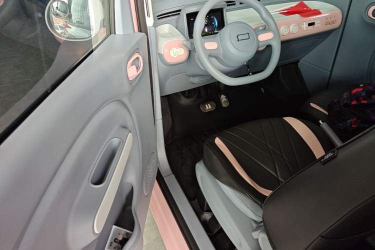 Used Bestune Pony 2025 222km Range Agile Horse Driver Seat