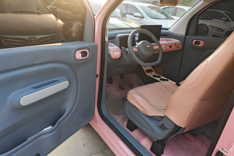 Used Bestune Pony 2025 222km Lightning Horse Driver Seat