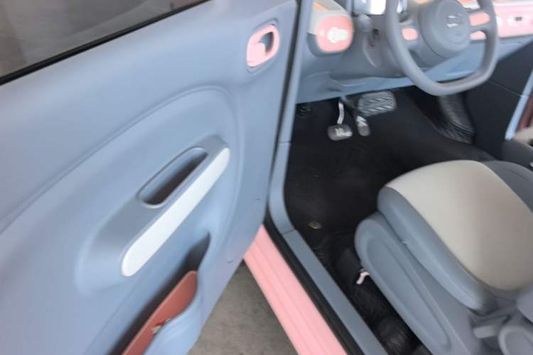 Used Bestune Pony 2025 222km Lightning Horse Driver Seat